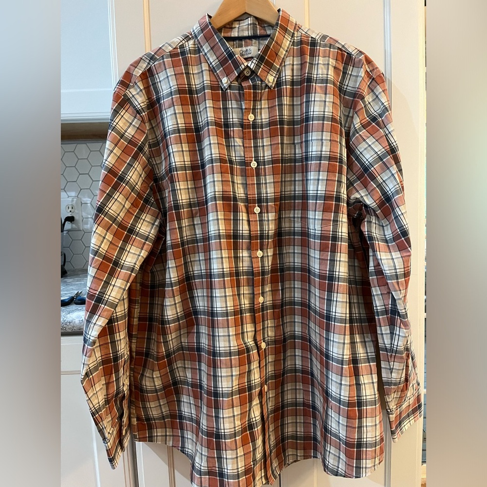 NWOT XXL Croft & Barrow men’s shirt. Brown, blue & white plaid.